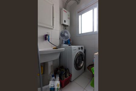 Apartamento à venda com 60m², 2 quartos e 1 vaga Apartamento à venda com 60m², 2 quartos e 1 vagaÁrea de serviço