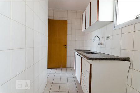 Cozinha de apartamento para alugar com 1 quarto, 67m² em Centro, Campinas