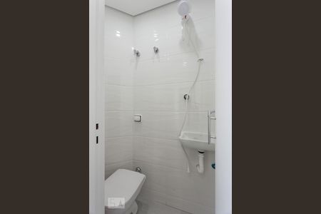 Apartamento à venda com 74m², 2 quartos e 1 vaga Apartamento à venda com 74m², 2 quartos e 1 vagaBanheiro de serviço