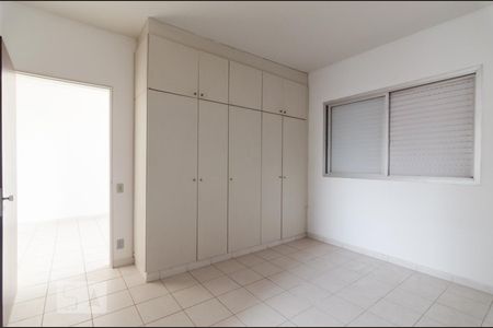 Quarto de apartamento para alugar com 1 quarto, 57m² em Centro, Campinas