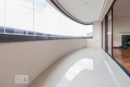 Varanda de apartamento à venda com 4 quartos, 250m² em Vila Andrade, São Paulo