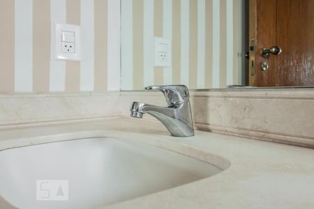 Suíte 1 de apartamento à venda com 4 quartos, 250m² em Vila Andrade, São Paulo