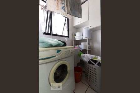 Apartamento à venda com 72m², 3 quartos e 1 vaga Apartamento à venda com 72m², 3 quartos e 1 vagaÁrea de serviço