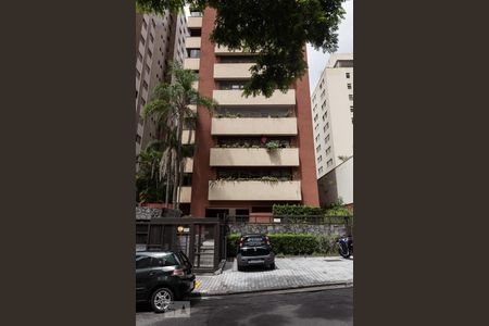 Apartamento para alugar com 120m², 3 quartos e 2 vagasFachada