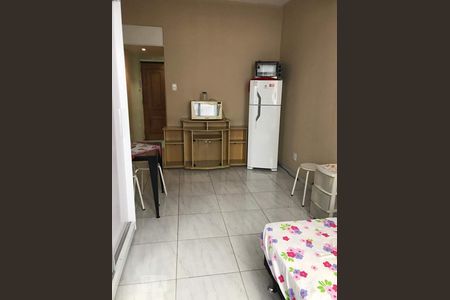 Sala/Cozinha de kitnet/studio para alugar com 1 quarto, 25m² em Botafogo, Rio de Janeiro