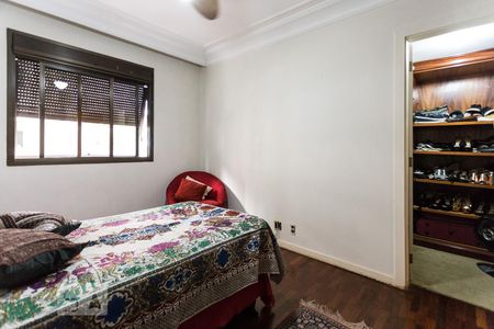 Apartamento para alugar com 350m², 4 quartos e 4 vagasQuarto