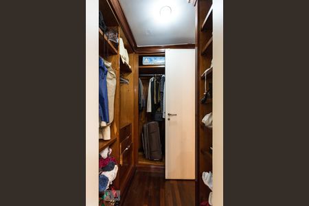 Apartamento para alugar com 350m², 4 quartos e 4 vagasCloset