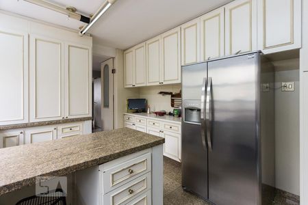 Apartamento para alugar com 350m², 4 quartos e 4 vagasCozinha