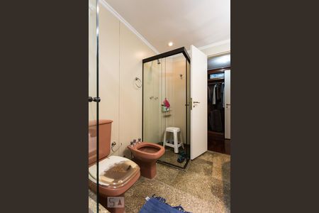 Apartamento para alugar com 350m², 4 quartos e 4 vagasBanheiro da suíte 2