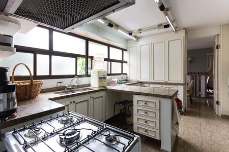 Apartamento para alugar com 350m², 4 quartos e 4 vagasCozinha