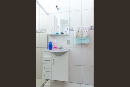 Banheiro de apartamento à venda com 2 quartos, 68m² em Jardim Nova Europa, Campinas