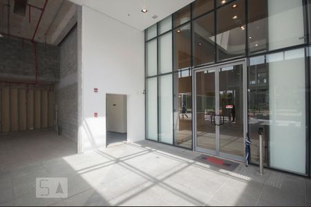 Entrada de apartamento à venda com 1 quarto, 55m² em Santo Amaro, São Paulo