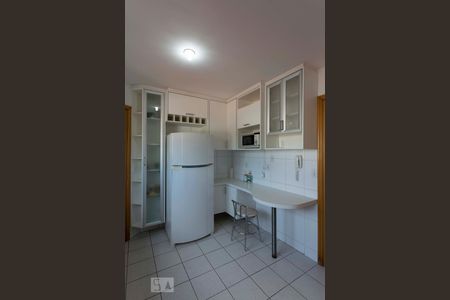 Apartamento para alugar com 96m², 3 quartos e 2 vagasCozinha (Armários)