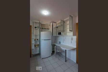 Apartamento para alugar com 96m², 3 quartos e 2 vagasCozinha (Armários)