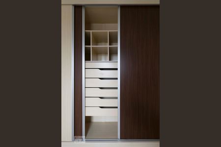 Apartamento para alugar com 60m², 1 quarto e sem vagaQuarto (Armários)