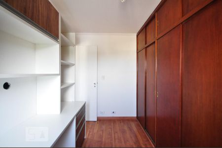 Apartamento à venda com 70m², 3 quartos e 1 vagaquarto 2