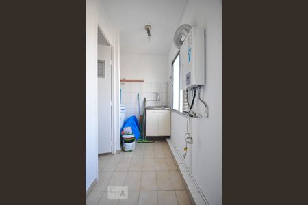 Apartamento à venda com 70m², 3 quartos e 1 vagaárea de serviço