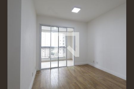 Sala de apartamento para alugar com 3 quartos, 70m² em Vila Suzana, São Paulo