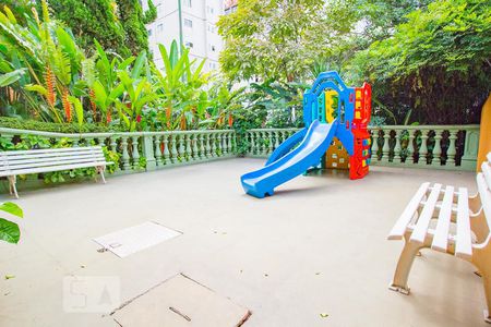 Apartamento à venda com 170m², 4 quartos e 2 vagas Apartamento à venda com 170m², 4 quartos e 2 vagasÁrea comum