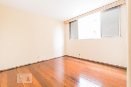 Apartamento à venda com 170m², 4 quartos e 2 vagas Apartamento à venda com 170m², 4 quartos e 2 vagasQuarto 3