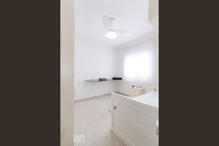 Apartamento à venda com 96m², 3 quartos e 2 vagasQuarto 2 