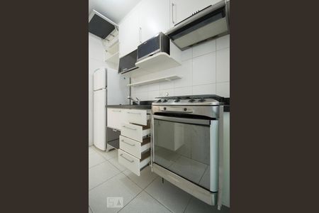 Cozinha de apartamento para alugar com 2 quartos, 62m² em Vila Cruzeiro, São Paulo