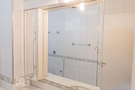 Apartamento à venda com 118m², 3 quartos e 1 vagaEspelho