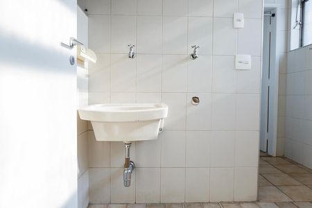 Apartamento à venda com 118m², 3 quartos e 1 vagaÁrea de Serviço