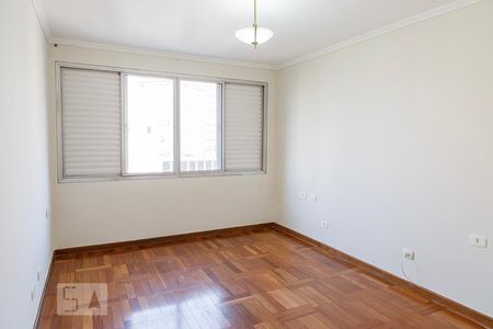 Apartamento à venda com 118m², 3 quartos e 1 vagaQuarto 2