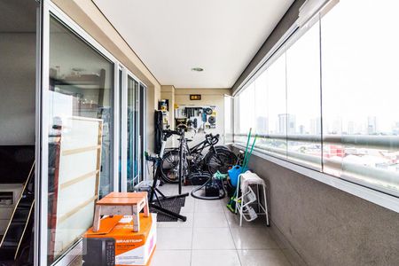 Apartamento à venda com 69m², 2 quartos e 1 vagaVaranda