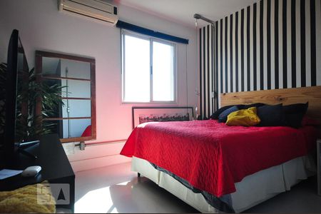 Apartamento à venda com 84m², 1 quarto e 2 vagasSuíte 