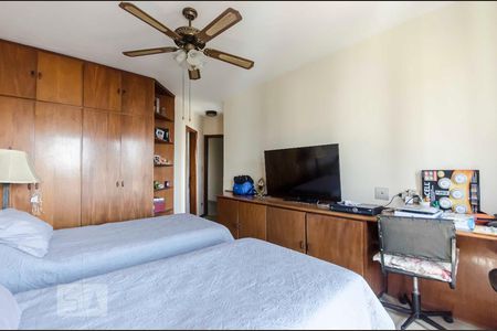 Apartamento à venda com 262m², 4 quartos e 4 vagasSuíte 2