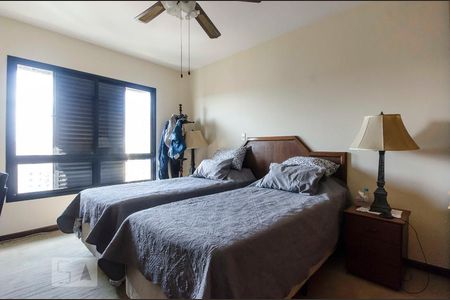 Apartamento à venda com 262m², 4 quartos e 4 vagasSuíte 2