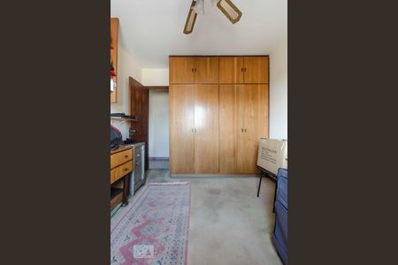 Apartamento à venda com 262m², 4 quartos e 4 vagasQuarto 2