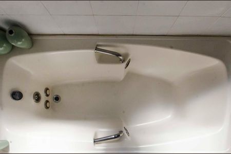 Apartamento à venda com 262m², 4 quartos e 4 vagasBanheiro Suíte 2