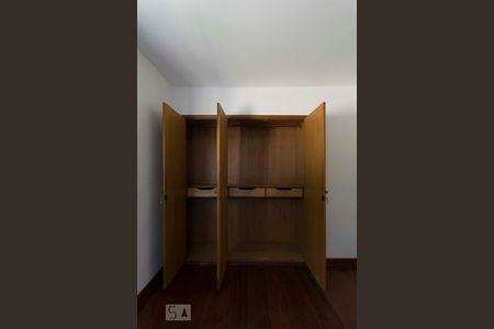 Apartamento à venda com 66m², 3 quartos e 1 vagaQuarto 3 - Suíte (Armários)