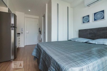 Sala/Quarto de kitnet/studio à venda com 1 quarto, 33m² em Vila Cordeiro, São Paulo