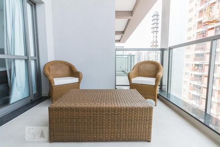 Varanda de kitnet/studio à venda com 1 quarto, 33m² em Vila Cordeiro, São Paulo