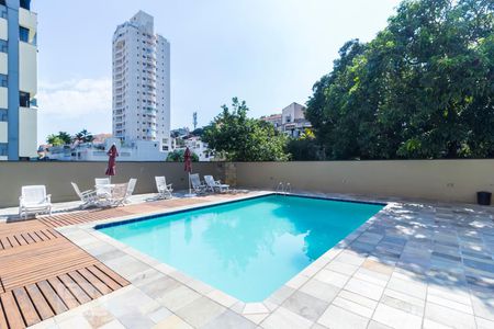 Apartamento à venda com 240m², 4 quartos e 2 vagasPiscina
