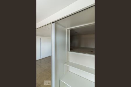 Apartamento à venda com 240m², 4 quartos e 2 vagasSuite 3