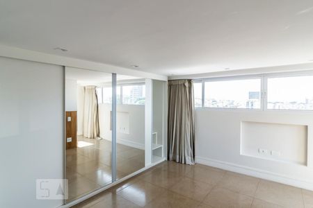 Apartamento à venda com 240m², 4 quartos e 2 vagasSuite 3