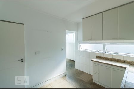 Apartamento à venda com 240m², 4 quartos e 2 vagasCozinha