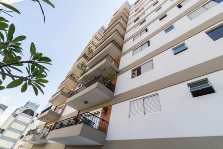 Apartamento à venda com 240m², 4 quartos e 2 vagasFachada
