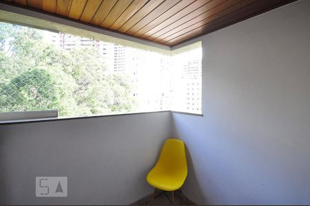 Apartamento para alugar com 120m², 3 quartos e 2 vagasVaranda 2