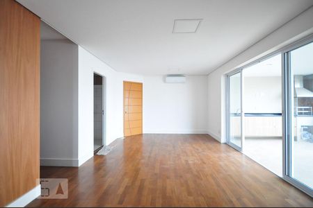 Sala de apartamento para alugar com 3 quartos, 120m² em Vila Andrade, São Paulo