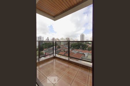 Apartamento à venda com 117m², 3 quartos e 2 vagas Apartamento à venda com 117m², 3 quartos e 2 vagasVaranda