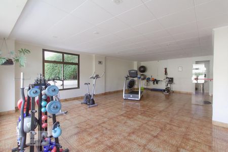 Apartamento à venda com 117m², 3 quartos e 2 vagas Apartamento à venda com 117m², 3 quartos e 2 vagasAcademia