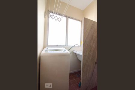 Lavanderia de kitnet/studio para alugar com 1 quarto, 40m² em Centro, Campinas