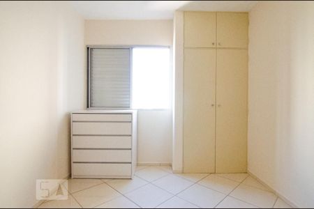Sala de kitnet/studio para alugar com 1 quarto, 40m² em Centro, Campinas