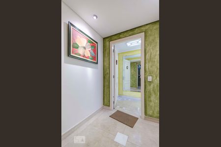 Apartamento à venda com 190m², 4 quartos e 4 vagasHall de entrada do apartamento